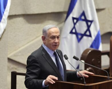 "La impasse de la paz: Netanyahu reitera su negativa a reconocer un Estado palestino mientras se niega a ceder en los territorios ocupados"