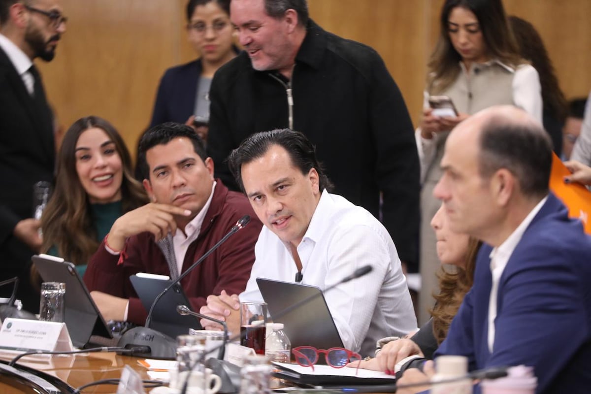 "La Oposición al Filo de la Reforma: Morena Avanza con Cambios a la Ley de Amparo mientras se Desenvuelve Tensiones en el Congreso"