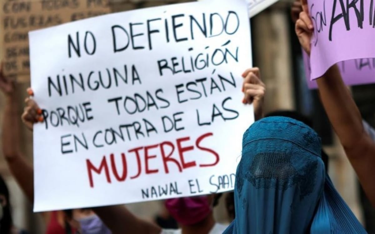 La lucha por la libertad en Afganistán: mujeres en primer plano contra la opresión talibana
